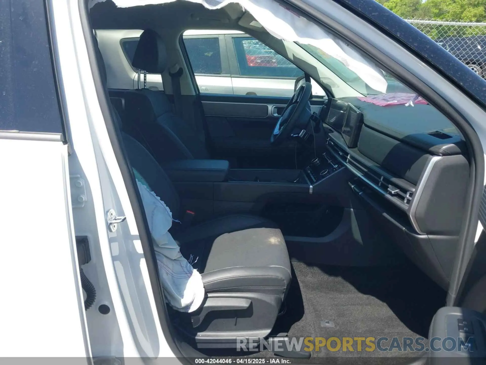 5 Фотография поврежденного автомобиля 5NMP24GL3SH118854 HYUNDAI SANTA FE 2025