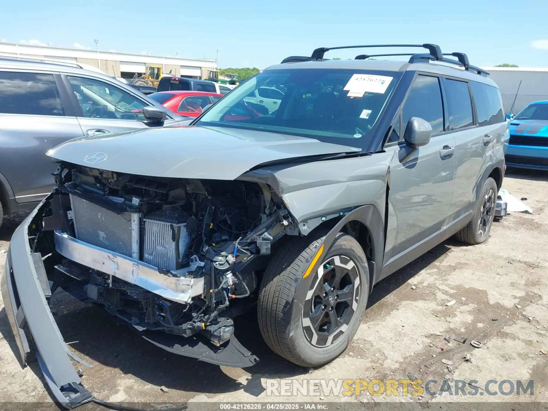 2 Фотография поврежденного автомобиля 5NMP24GL7SH104567 HYUNDAI SANTA FE 2025