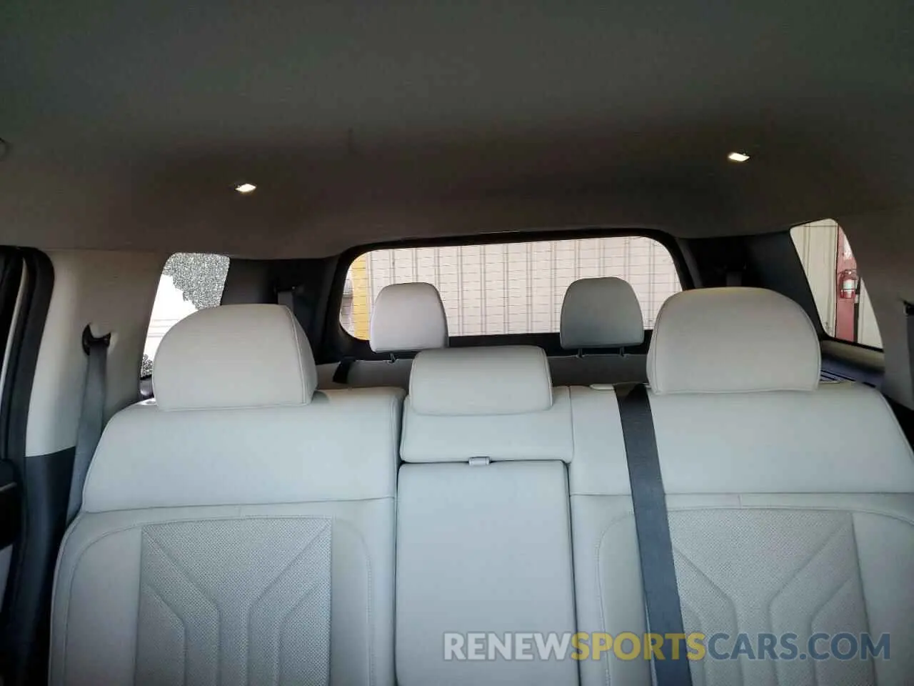 10 Фотография поврежденного автомобиля 5NMP24GLXSH077252 HYUNDAI SANTA FE 2025