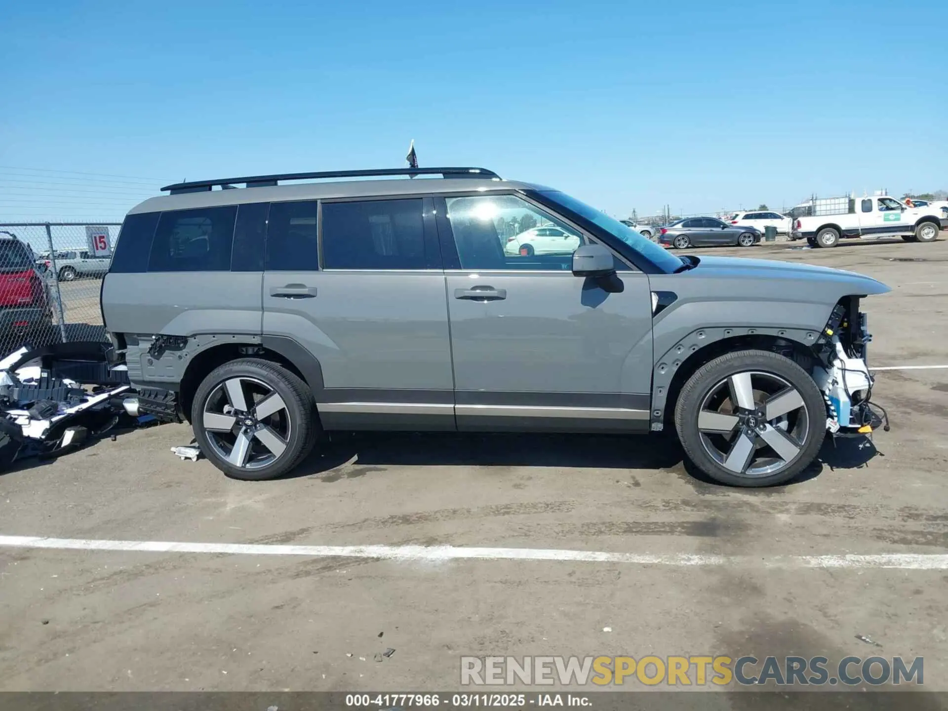 14 Фотография поврежденного автомобиля 5NMP44GL2SH074467 HYUNDAI SANTA FE 2025