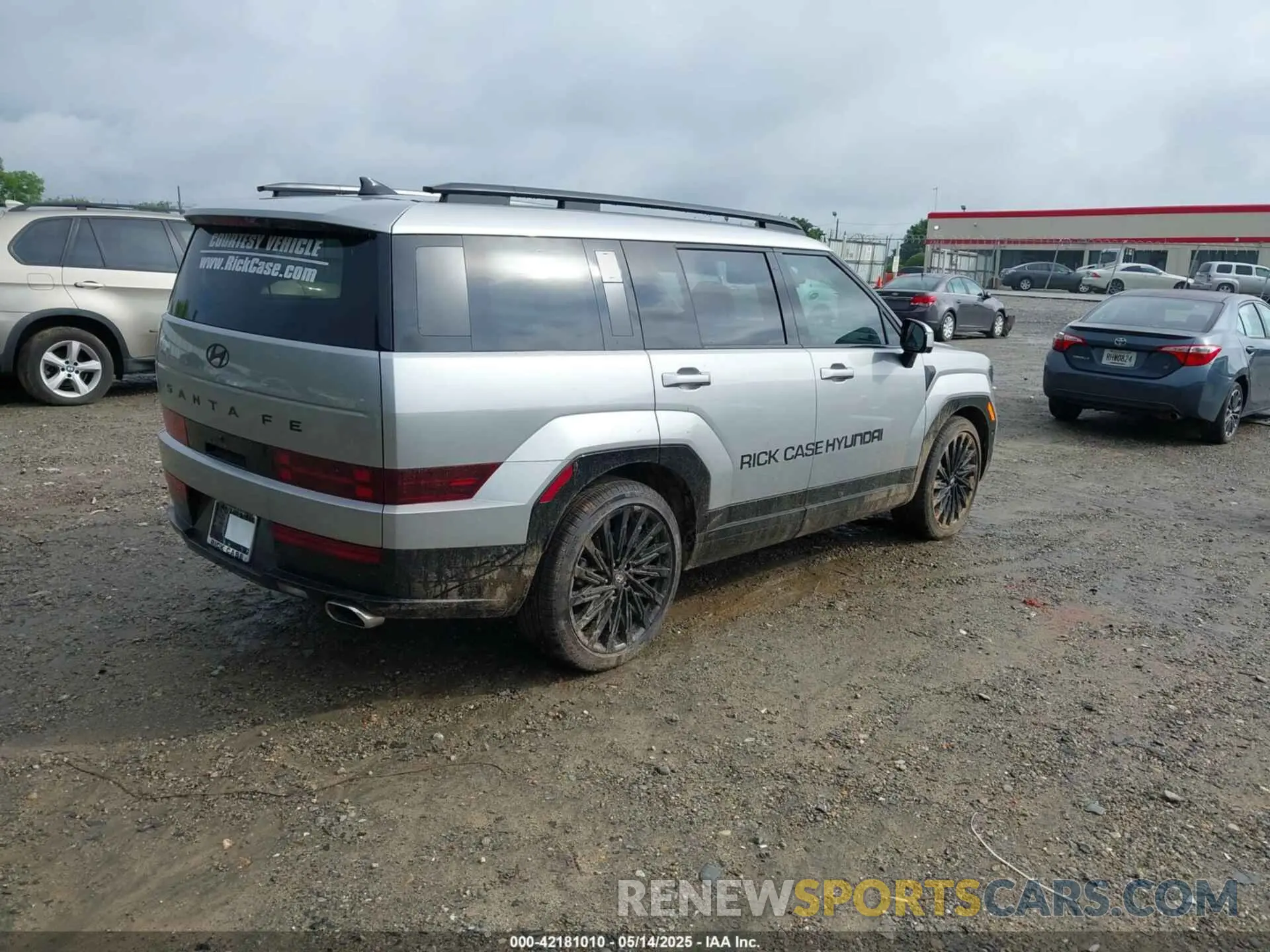 4 Фотография поврежденного автомобиля 5NMP54GL5SH071561 HYUNDAI SANTA FE 2025