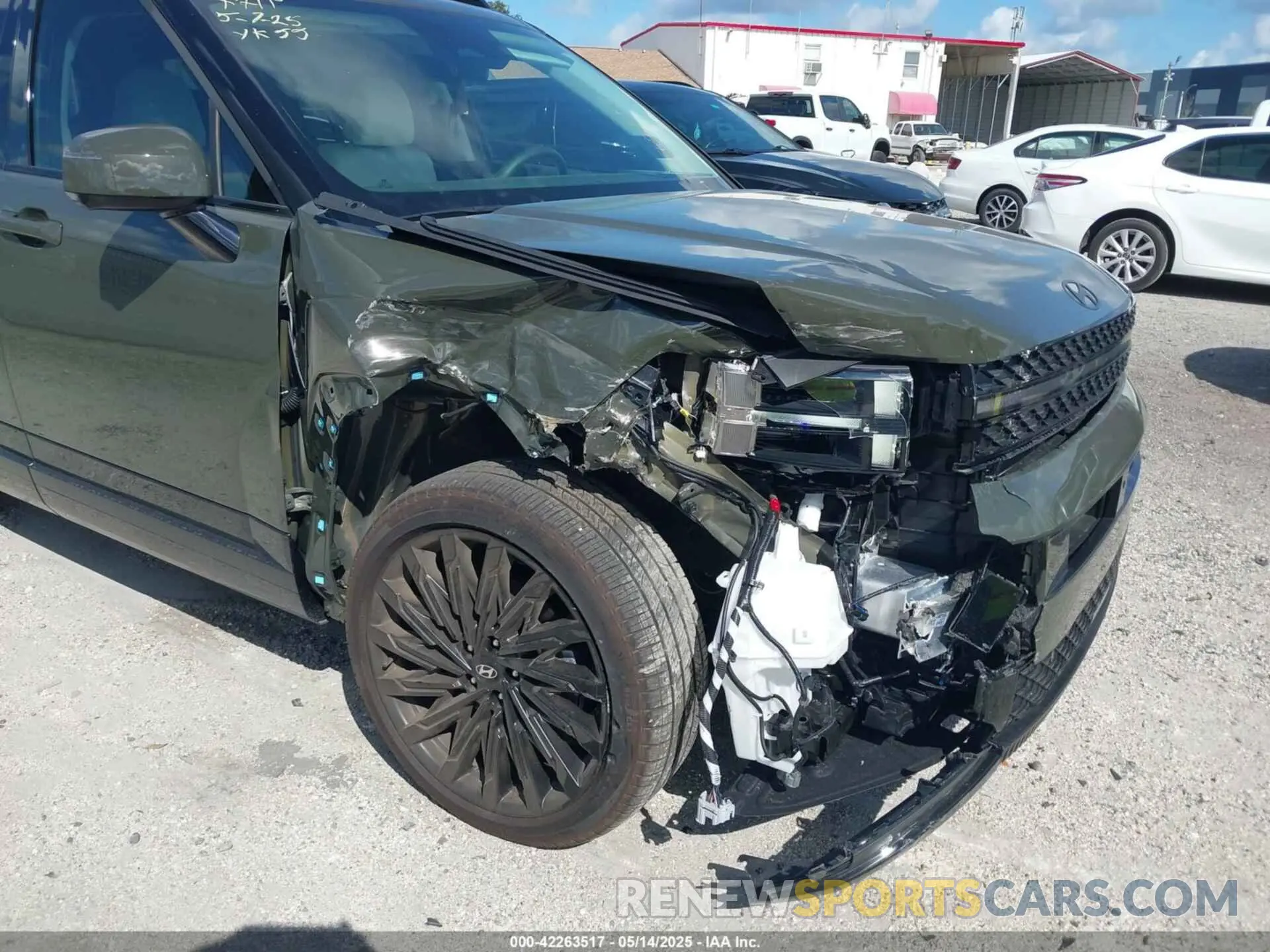 6 Photograph of a damaged car 5NMP54GL5SH093107 HYUNDAI SANTA FE 2025