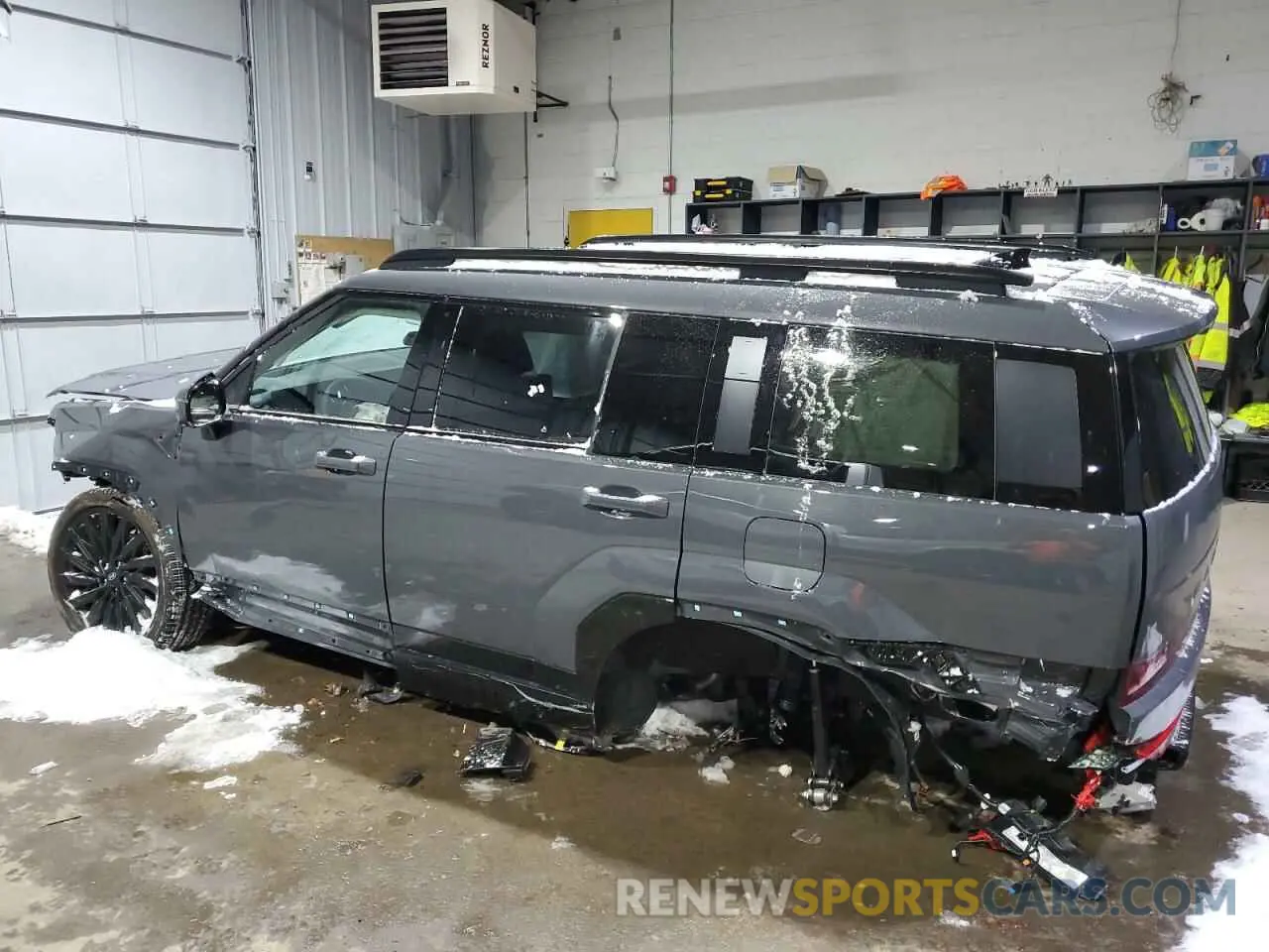 2 Photograph of a damaged car 5NMP5DGL3SH087242 HYUNDAI SANTA FE 2025