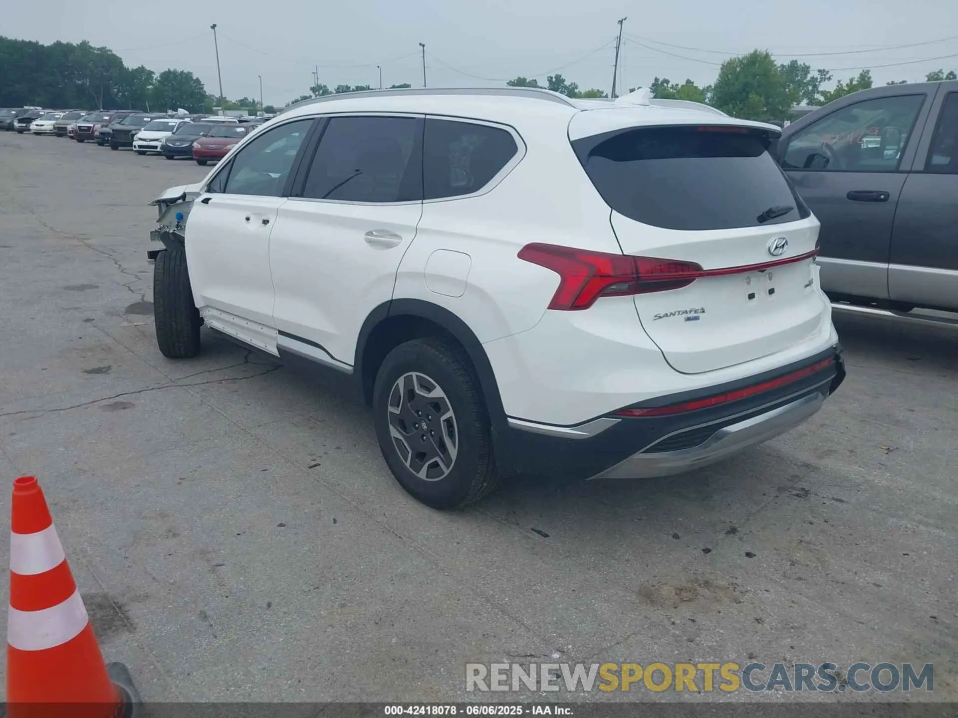 3 Photograph of a damaged car KM8S2DA16NU041259 HYUNDAI SANTA FE HYBRID 2022