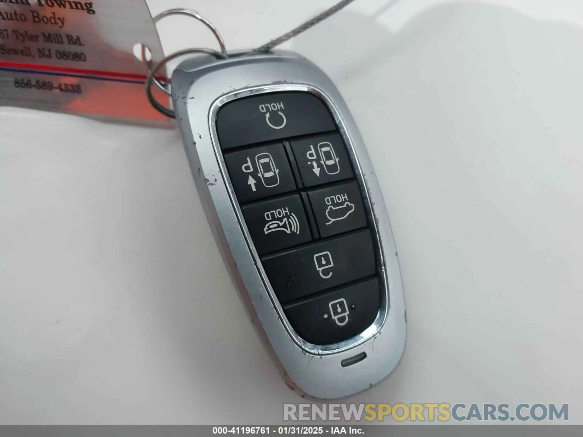 11 Photograph of a damaged car 5NMS5DA11PH013665 HYUNDAI SANTA FE HYBRID 2023