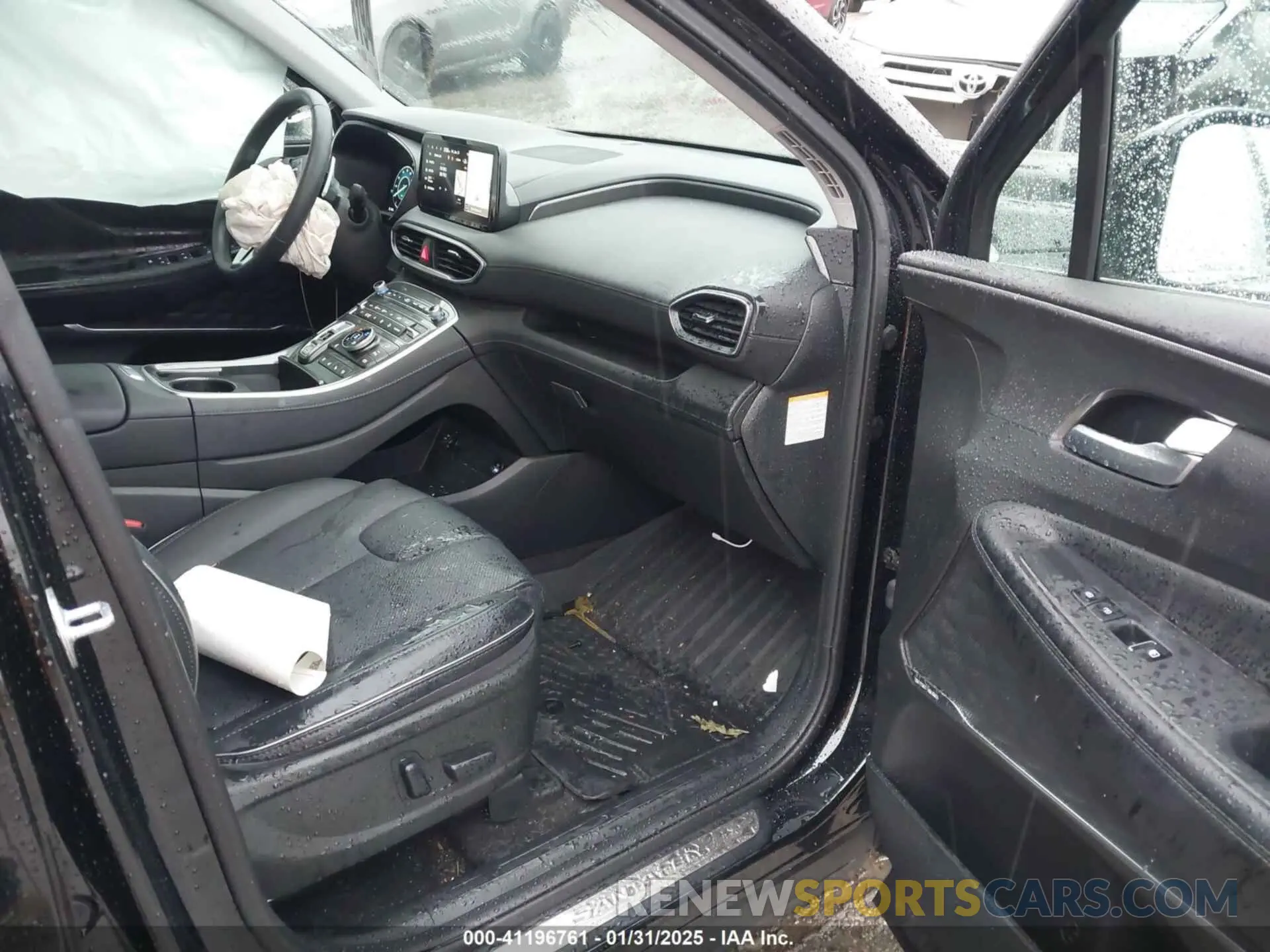 5 Photograph of a damaged car 5NMS5DA11PH013665 HYUNDAI SANTA FE HYBRID 2023