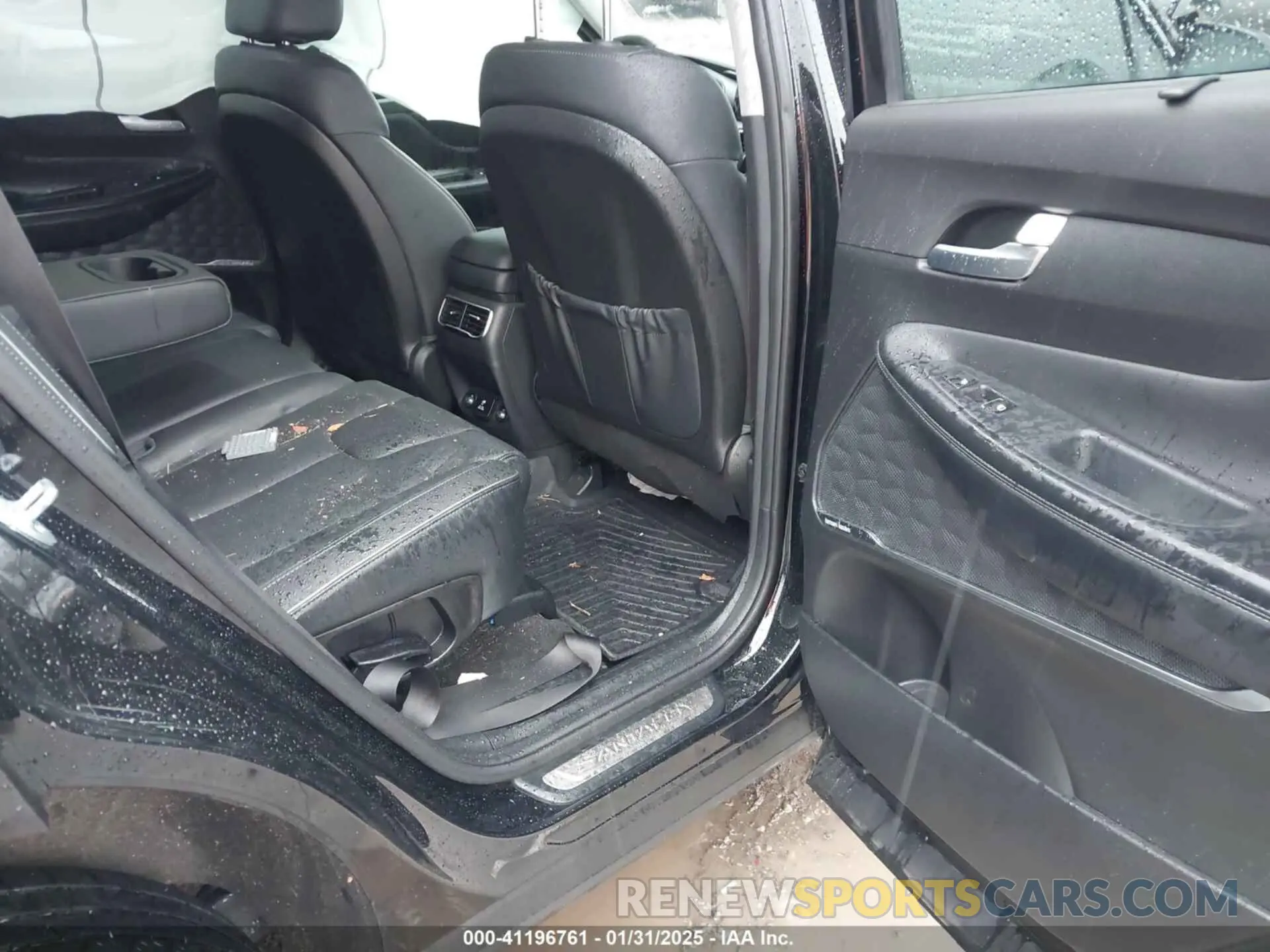 8 Photograph of a damaged car 5NMS5DA11PH013665 HYUNDAI SANTA FE HYBRID 2023