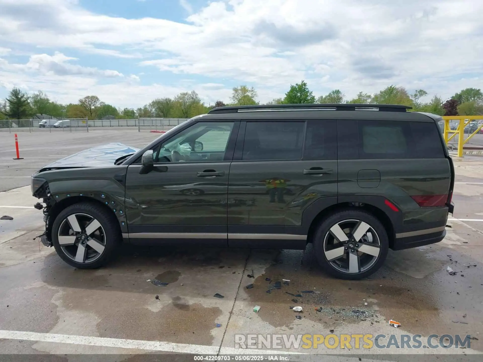 15 Photograph of a damaged car 5NMP3DG13RH005220 HYUNDAI SANTA FE HYBRID 2024