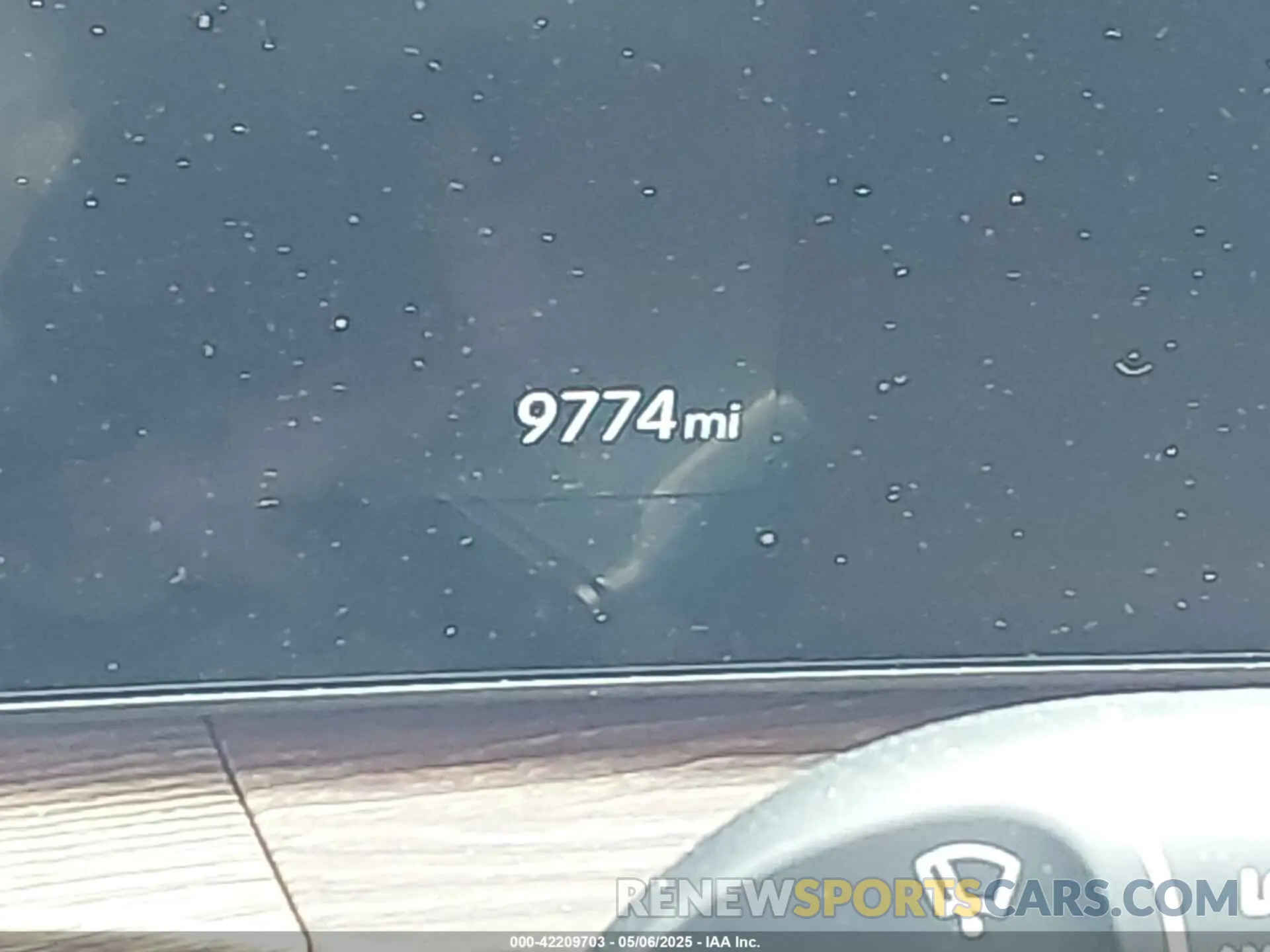 16 Photograph of a damaged car 5NMP3DG13RH005220 HYUNDAI SANTA FE HYBRID 2024
