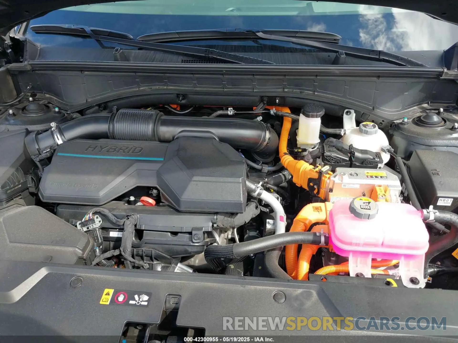 10 Фотография поврежденного автомобиля 5NMP5DG11SH032660 HYUNDAI SANTA FE HYBRID 2025