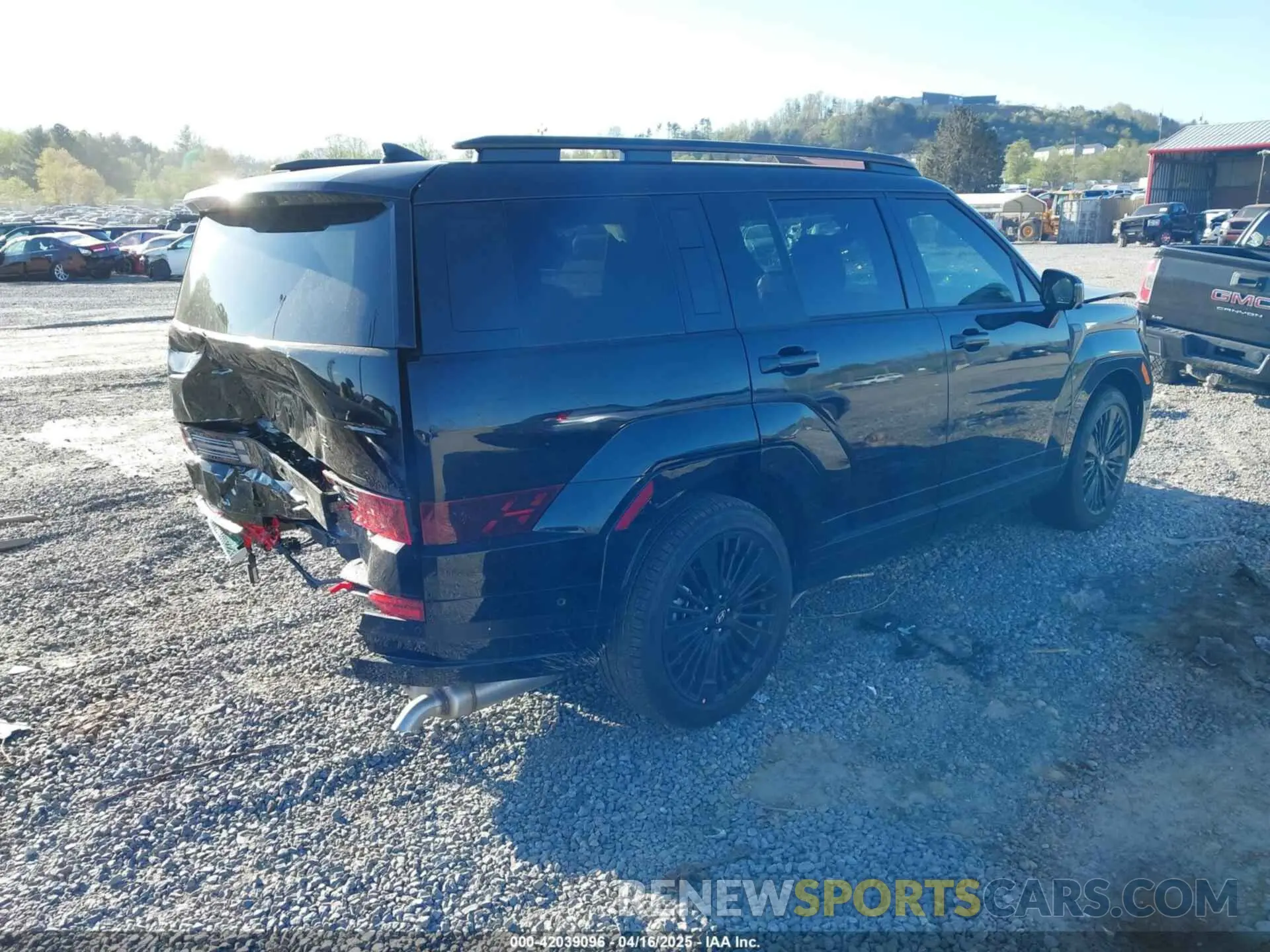 4 Photograph of a damaged car 5NMP5DG11SH042508 HYUNDAI SANTA FE HYBRID 2025