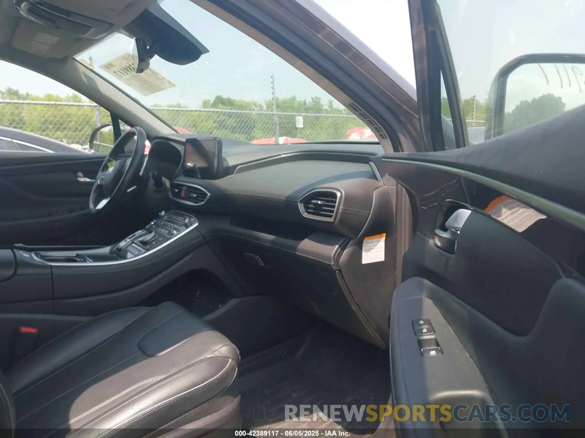 5 Photograph of a damaged car KM8S7DA24NU013339 HYUNDAI SANTA FE PLUG-IN HYBRID 2022