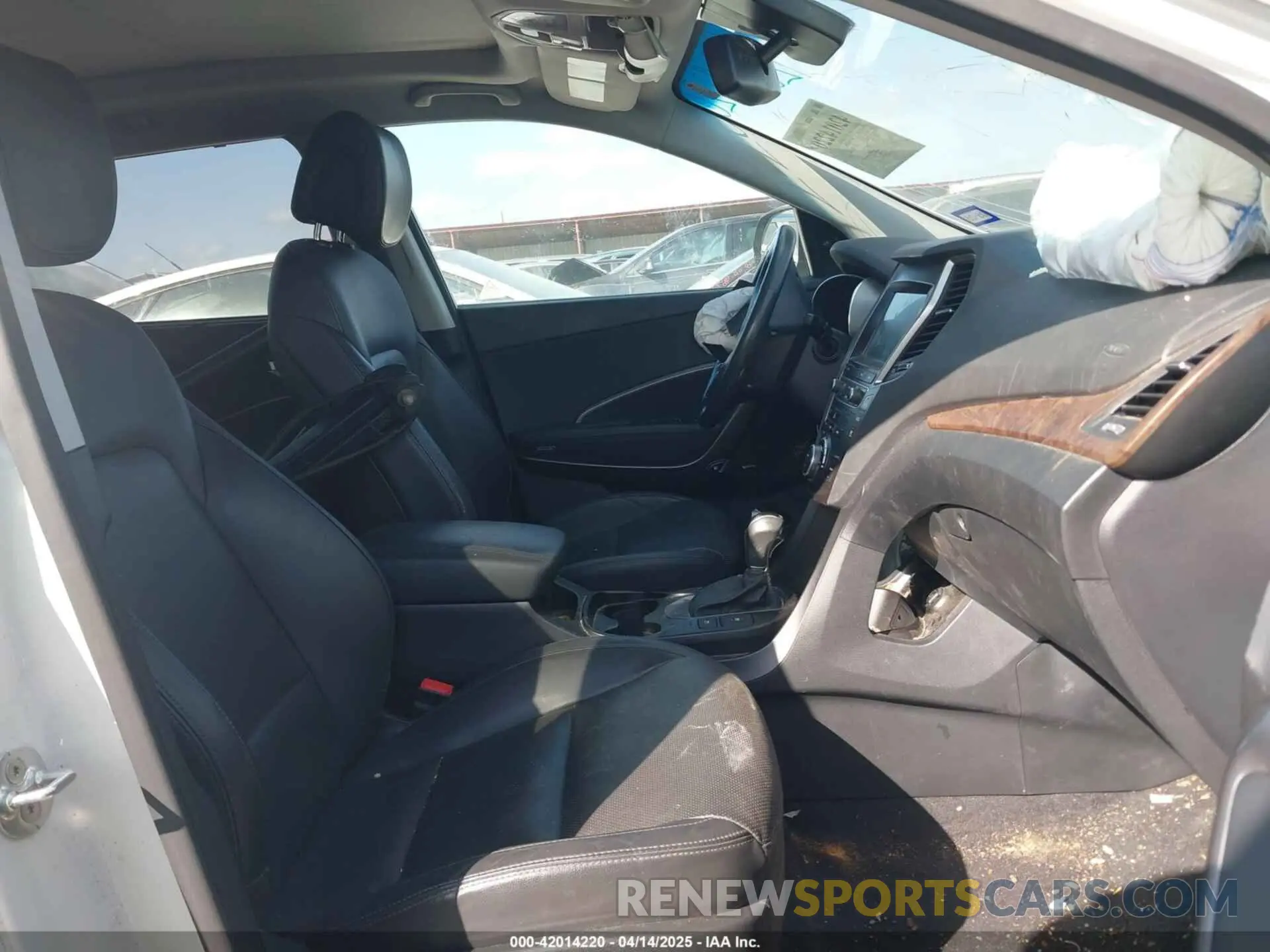 5 Фотография поврежденного автомобиля KM8SR4HF3KU305059 HYUNDAI SANTA FE XL 2019