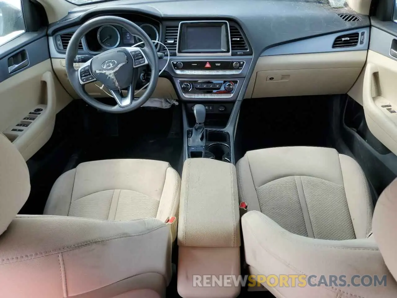 8 Photograph of a damaged car 5NPE24AF0KH730815 HYUNDAI SONATA 2019
