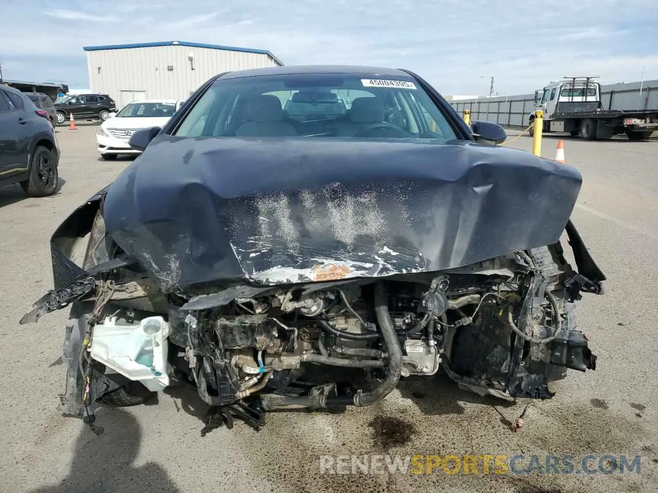 5 Photograph of a damaged car 5NPE24AF0KH738316 HYUNDAI SONATA 2019
