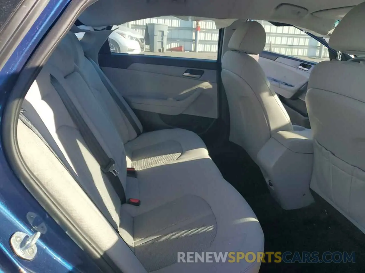 10 Фотография поврежденного автомобиля 5NPE24AF0KH766214 HYUNDAI SONATA 2019