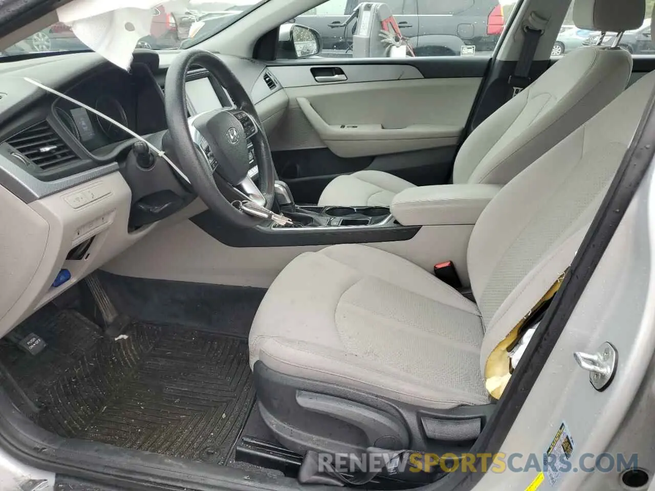 7 Photograph of a damaged car 5NPE24AF0KH799438 HYUNDAI SONATA 2019