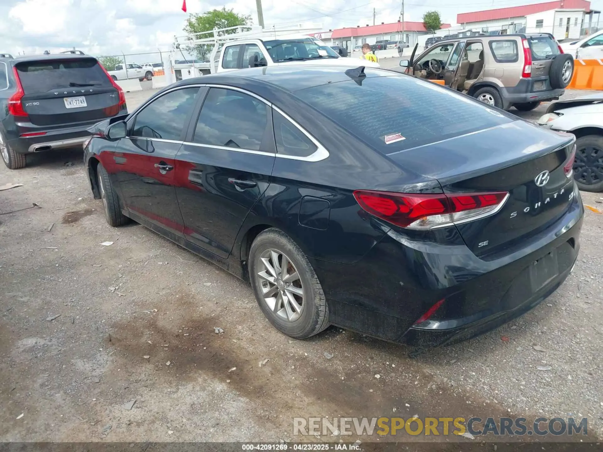 3 Фотография поврежденного автомобиля 5NPE24AF1KH739202 HYUNDAI SONATA 2019