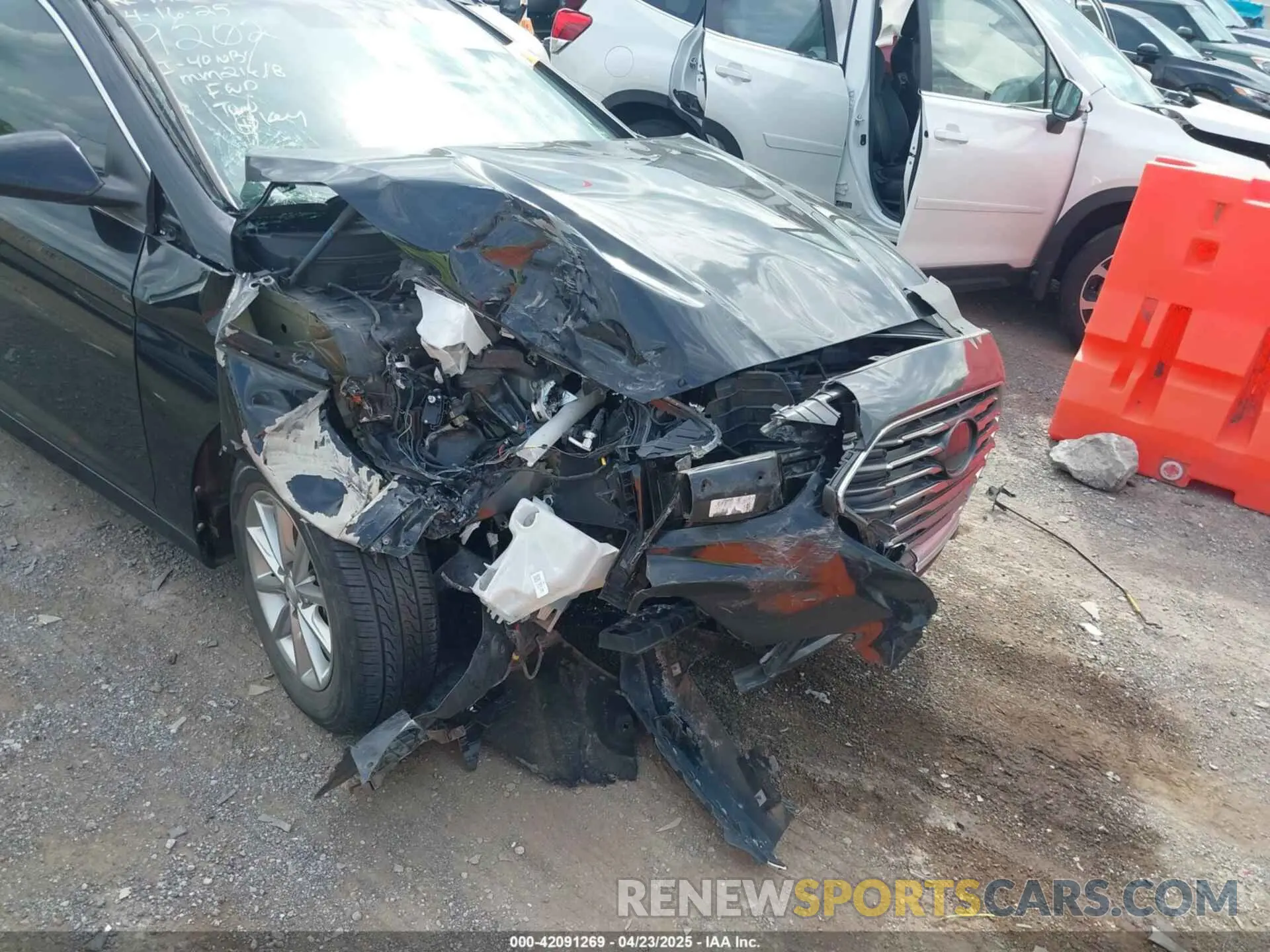 6 Фотография поврежденного автомобиля 5NPE24AF1KH739202 HYUNDAI SONATA 2019