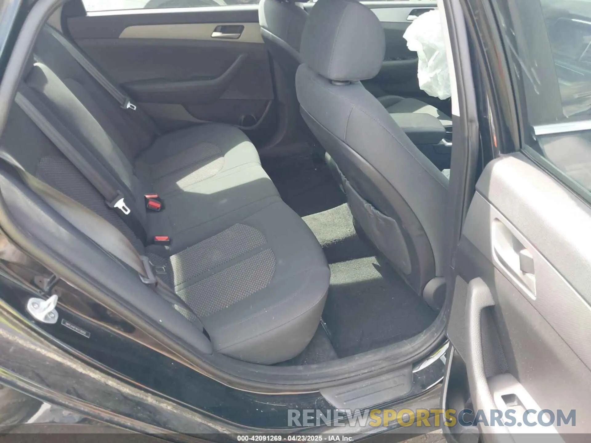 8 Фотография поврежденного автомобиля 5NPE24AF1KH739202 HYUNDAI SONATA 2019