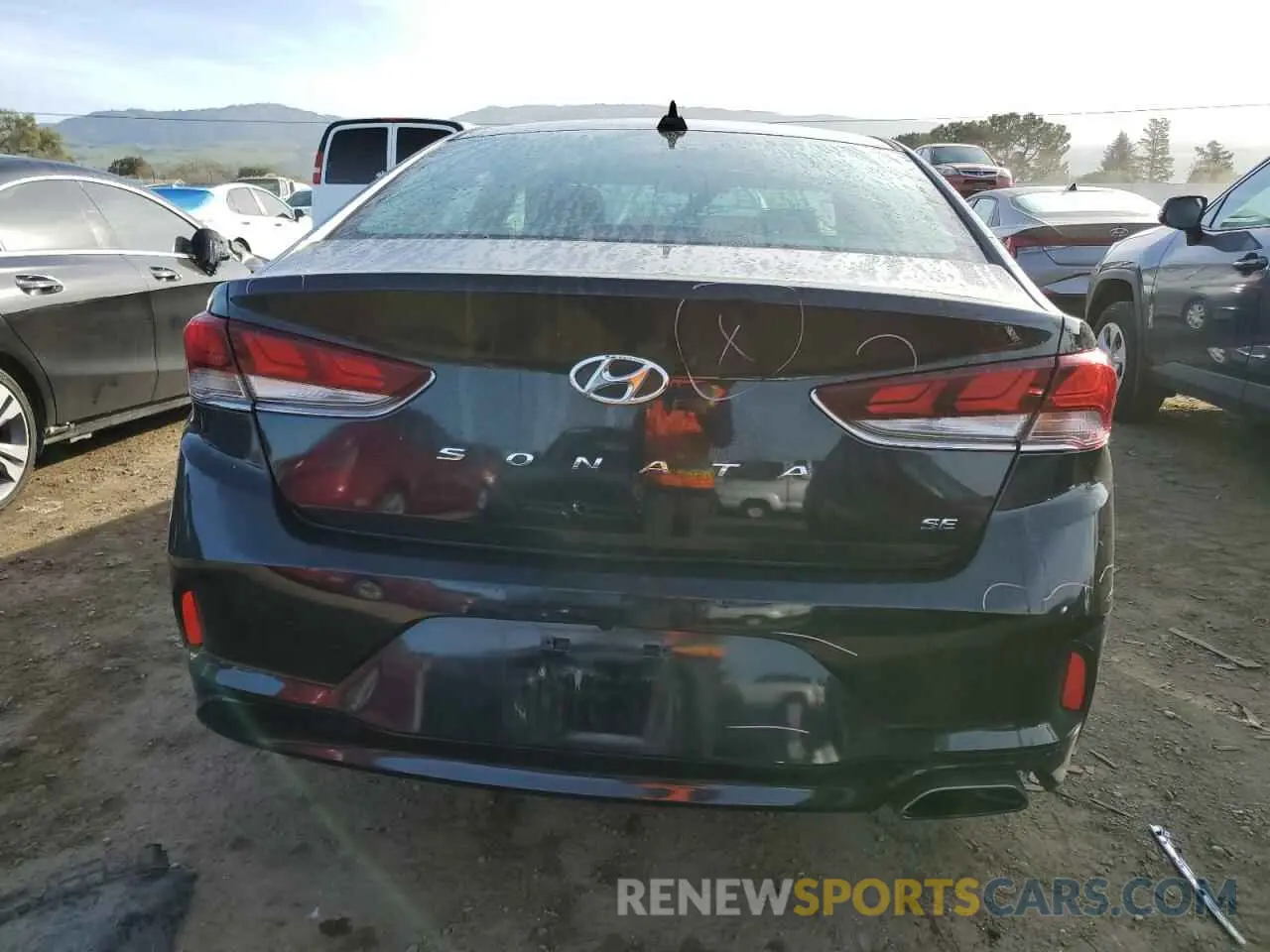 6 Photograph of a damaged car 5NPE24AF1KH749602 HYUNDAI SONATA 2019