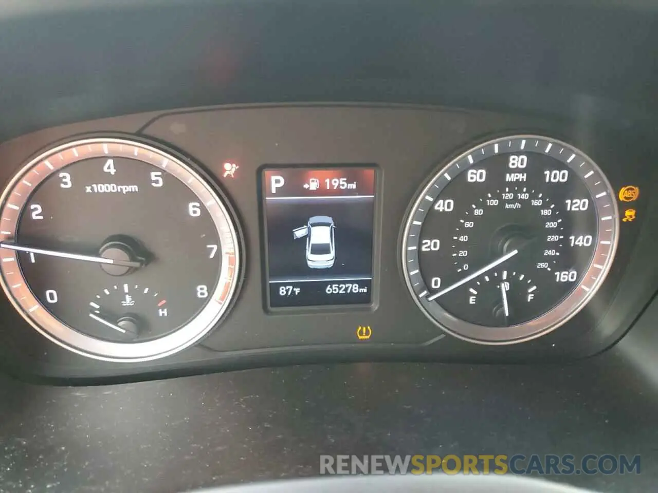 9 Photograph of a damaged car 5NPE24AF1KH776007 HYUNDAI SONATA 2019