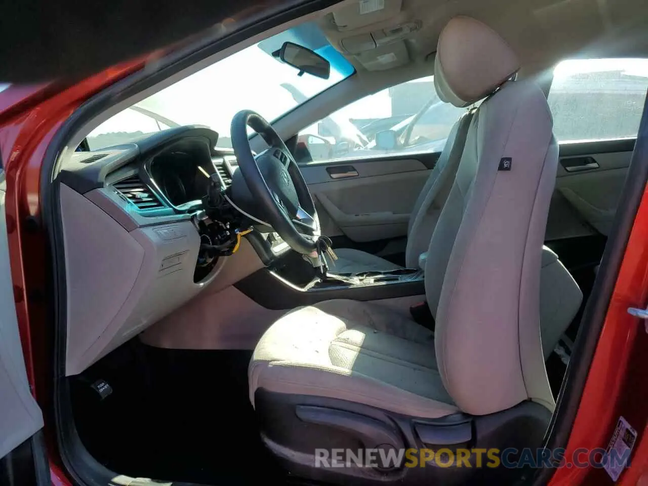 7 Фотография поврежденного автомобиля 5NPE24AF2KH751522 HYUNDAI SONATA 2019