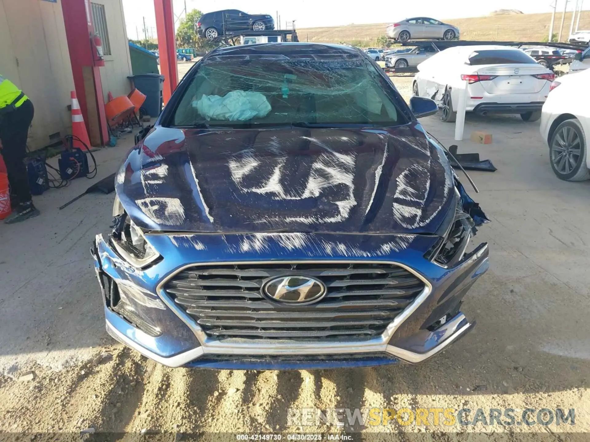 11 Фотография поврежденного автомобиля 5NPE24AF2KH780972 HYUNDAI SONATA 2019