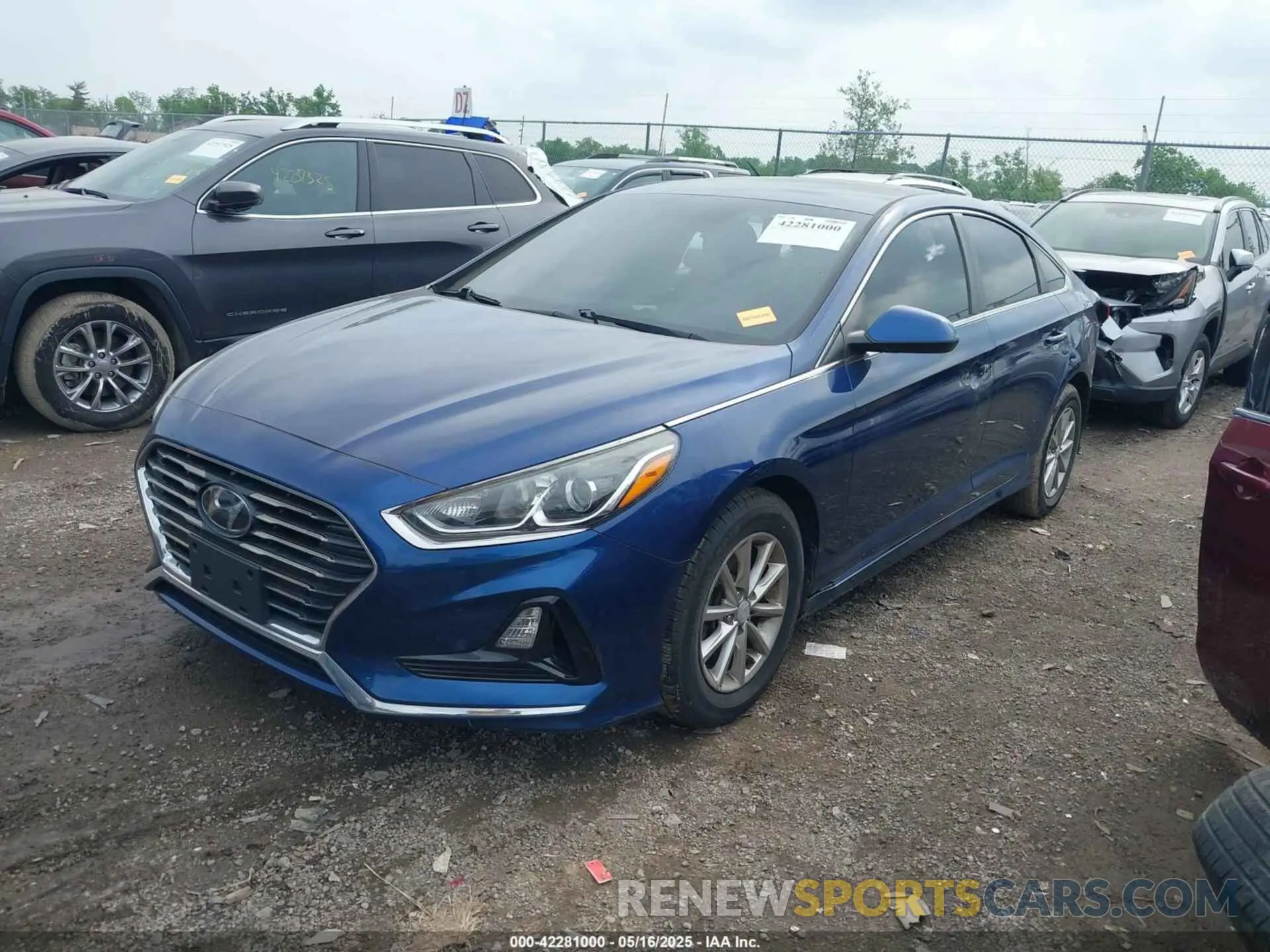 2 Фотография поврежденного автомобиля 5NPE24AF2KH789977 HYUNDAI SONATA 2019