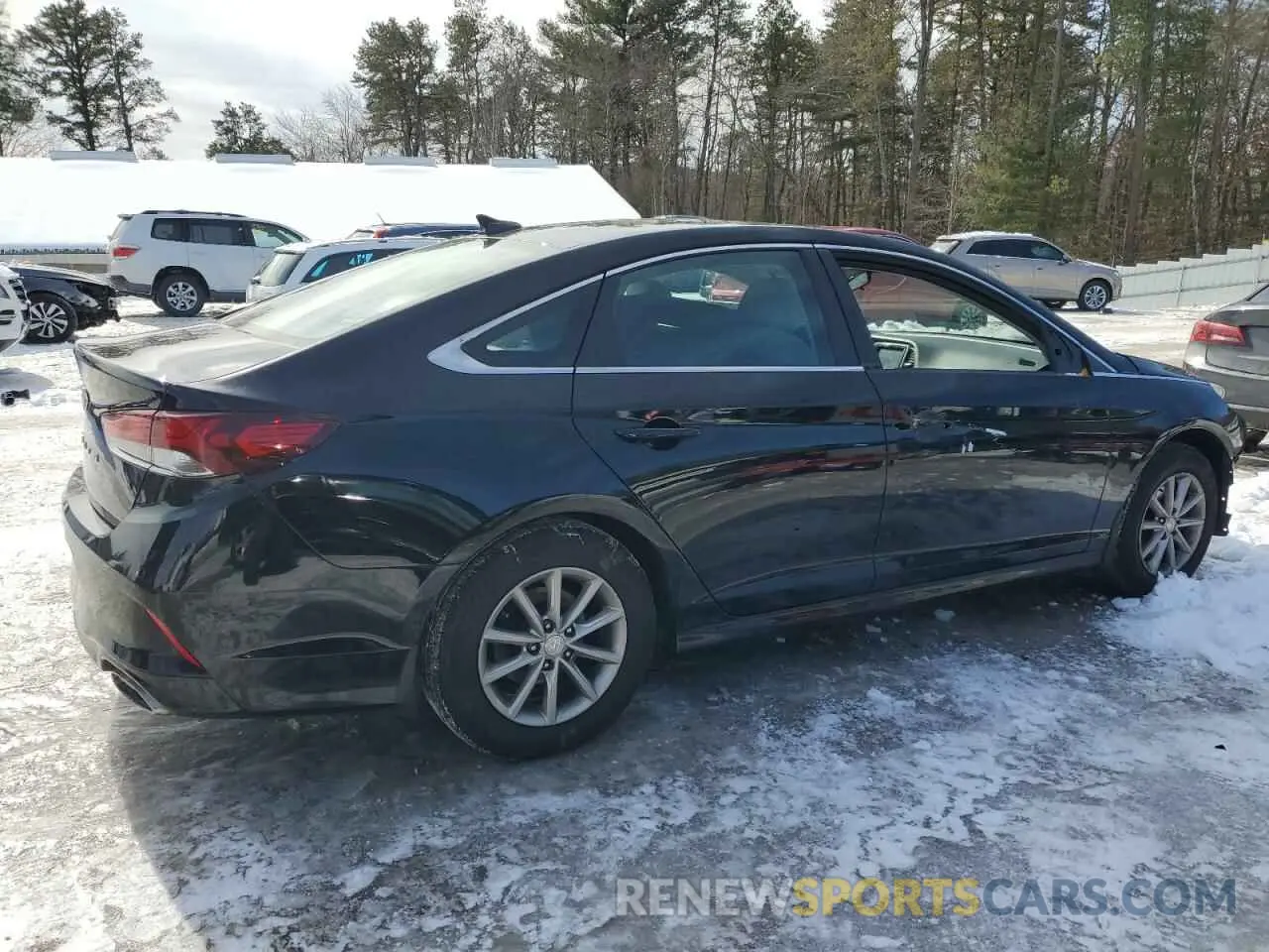 3 Photograph of a damaged car 5NPE24AF2KH796153 HYUNDAI SONATA 2019