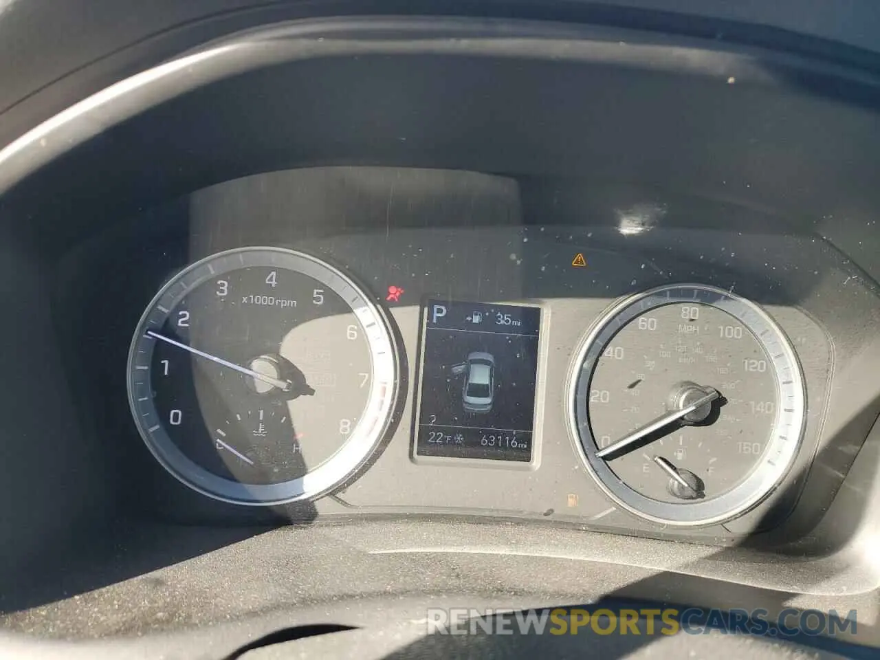 9 Photograph of a damaged car 5NPE24AF2KH803280 HYUNDAI SONATA 2019