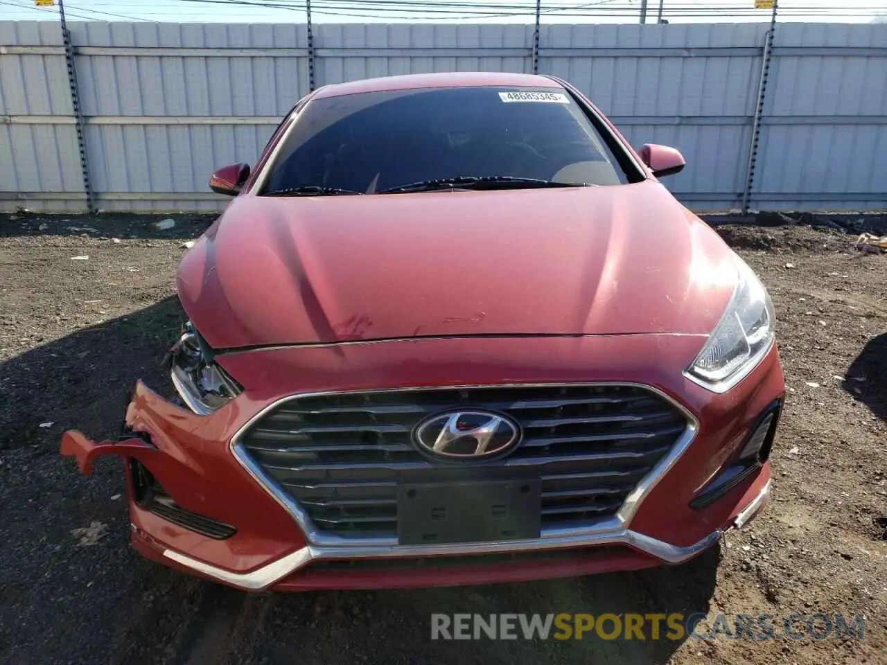 5 Photograph of a damaged car 5NPE24AF2KH812190 HYUNDAI SONATA 2019