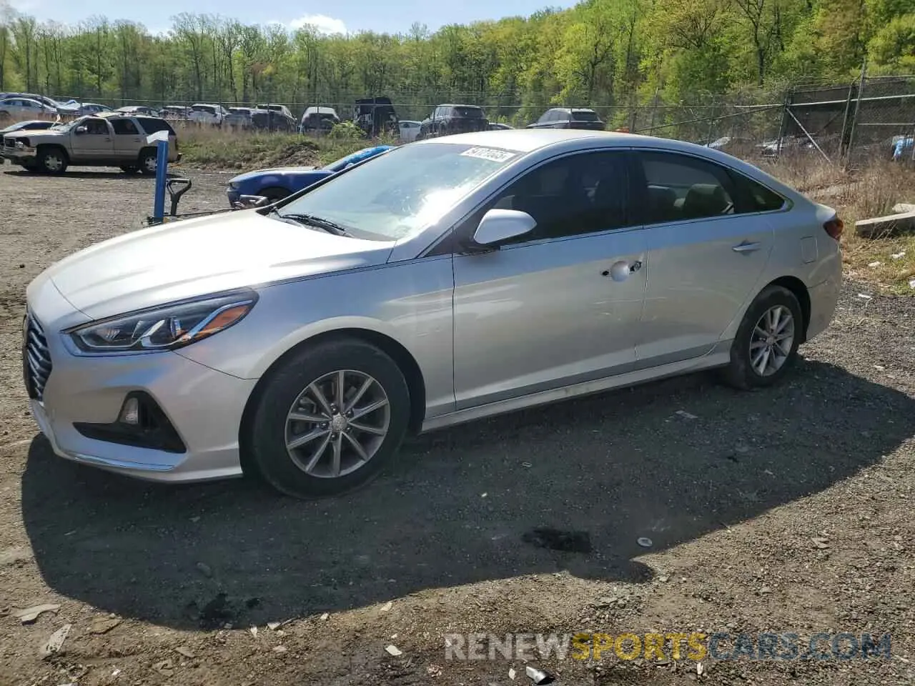 1 Photograph of a damaged car 5NPE24AF3KH733045 HYUNDAI SONATA 2019