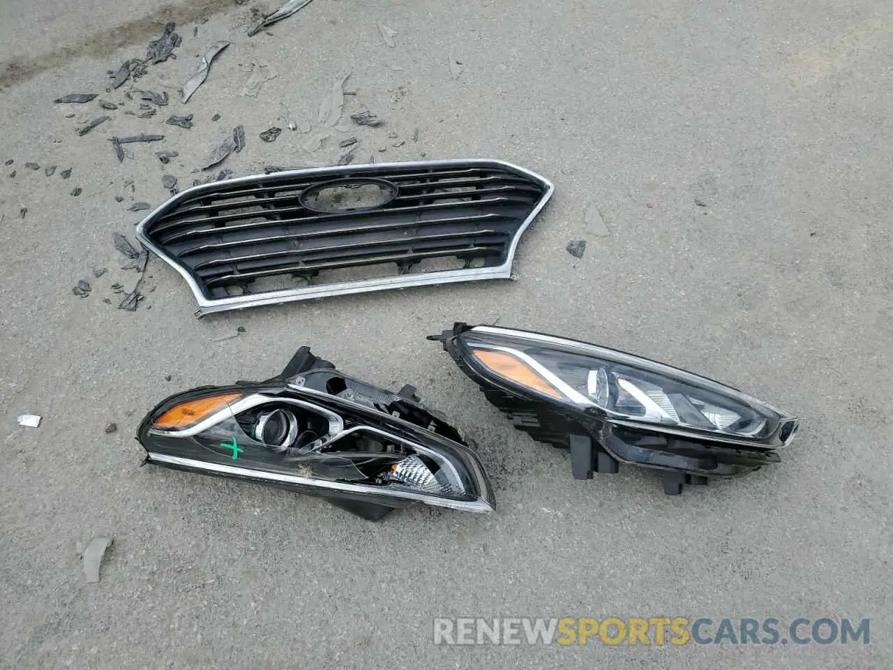 12 Photograph of a damaged car 5NPE24AF3KH763114 HYUNDAI SONATA 2019
