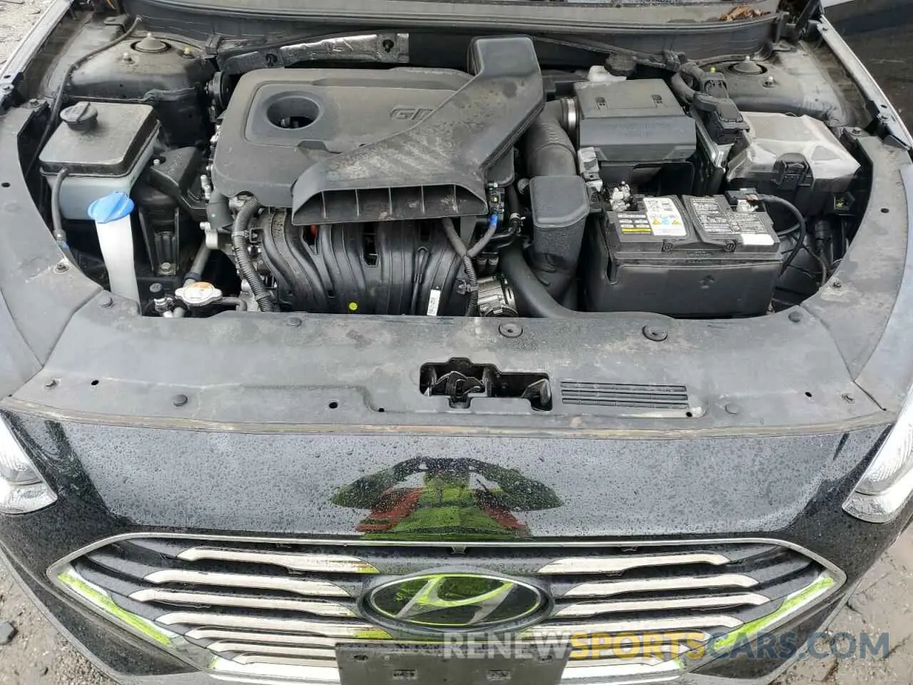 11 Photograph of a damaged car 5NPE24AF3KH817852 HYUNDAI SONATA 2019