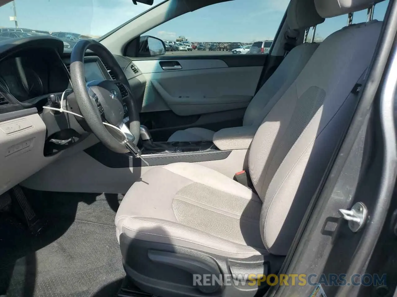 7 Фотография поврежденного автомобиля 5NPE24AF4KH751120 HYUNDAI SONATA 2019