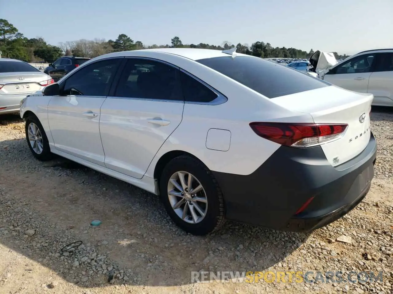 2 Photograph of a damaged car 5NPE24AF4KH771674 HYUNDAI SONATA 2019