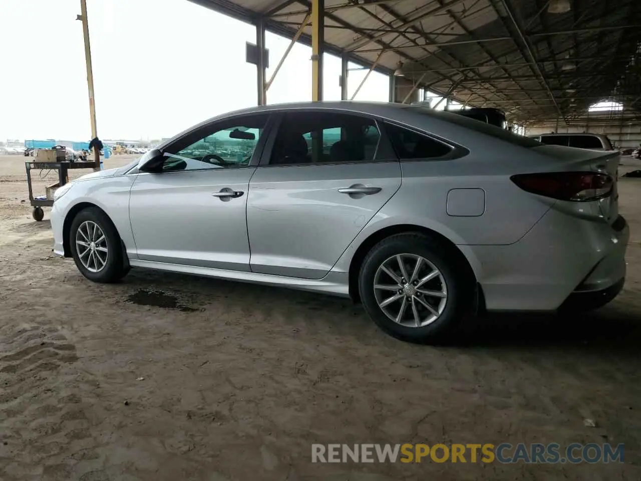 2 Photograph of a damaged car 5NPE24AF4KH807069 HYUNDAI SONATA 2019