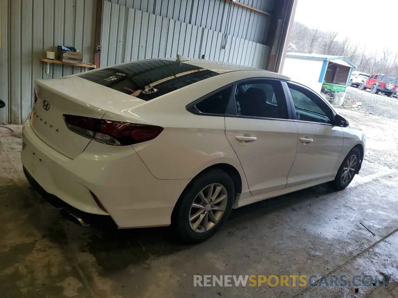 3 Photograph of a damaged car 5NPE24AF4KH818038 HYUNDAI SONATA 2019