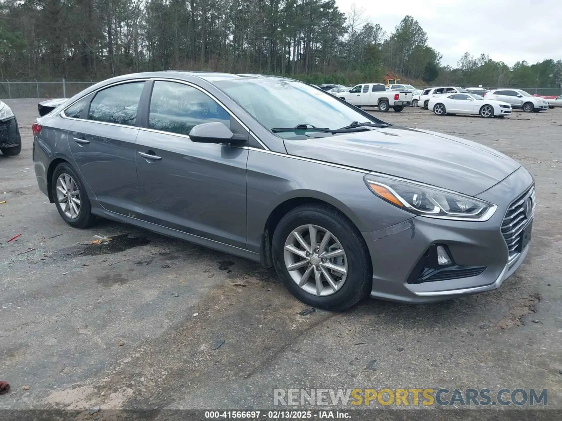 1 Фотография поврежденного автомобиля 5NPE24AF5KH736979 HYUNDAI SONATA 2019