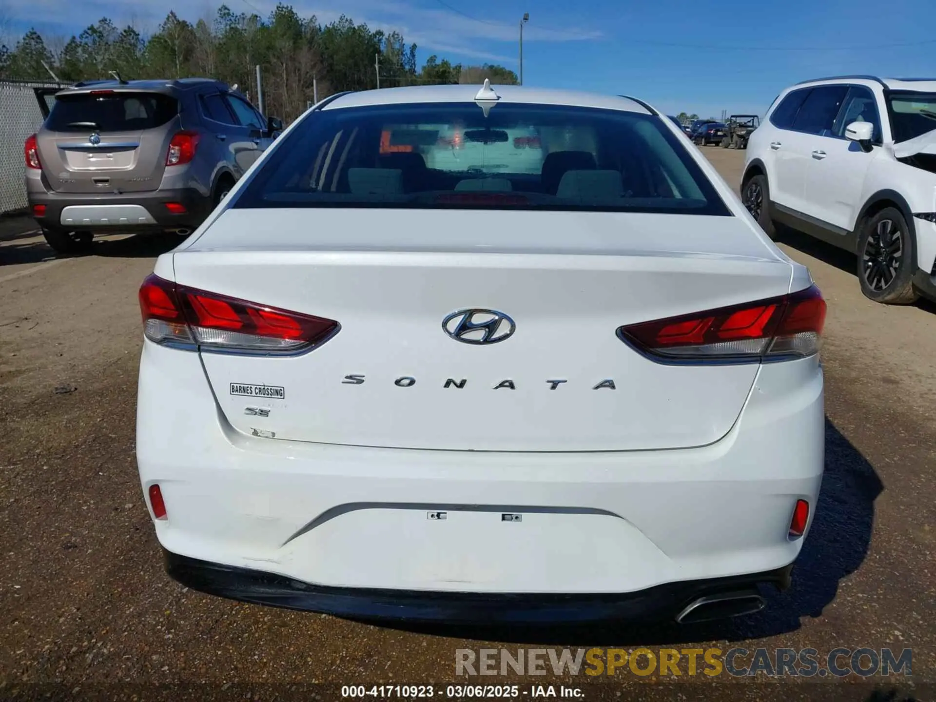 17 Фотография поврежденного автомобиля 5NPE24AF5KH738070 HYUNDAI SONATA 2019