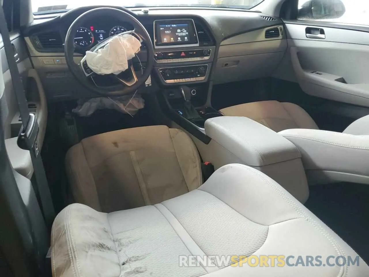 8 Фотография поврежденного автомобиля 5NPE24AF5KH742989 HYUNDAI SONATA 2019