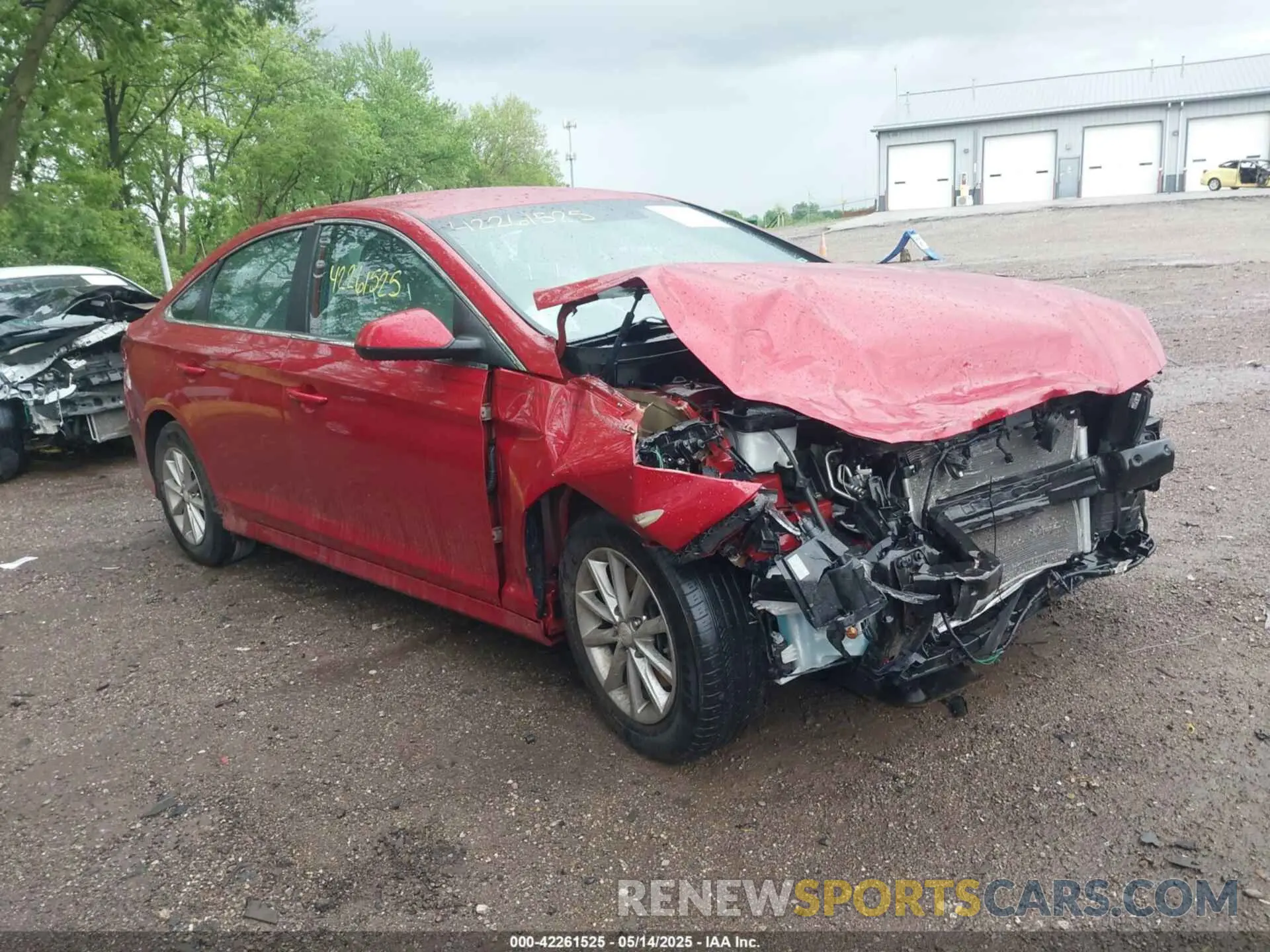 1 Фотография поврежденного автомобиля 5NPE24AF5KH752177 HYUNDAI SONATA 2019