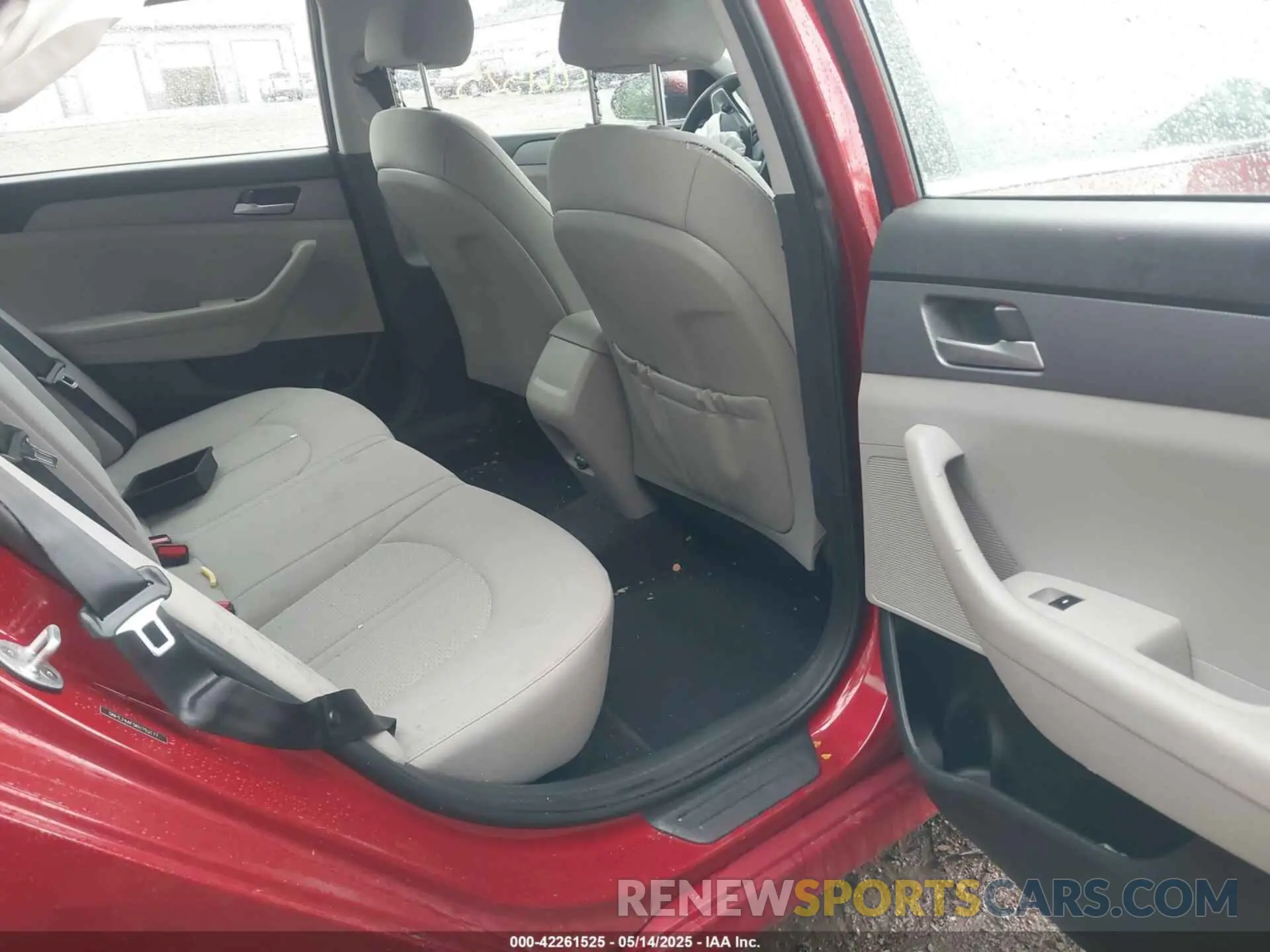 8 Фотография поврежденного автомобиля 5NPE24AF5KH752177 HYUNDAI SONATA 2019