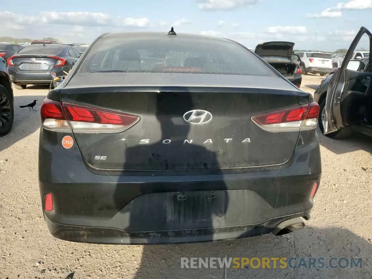 6 Фотография поврежденного автомобиля 5NPE24AF5KH789181 HYUNDAI SONATA 2019