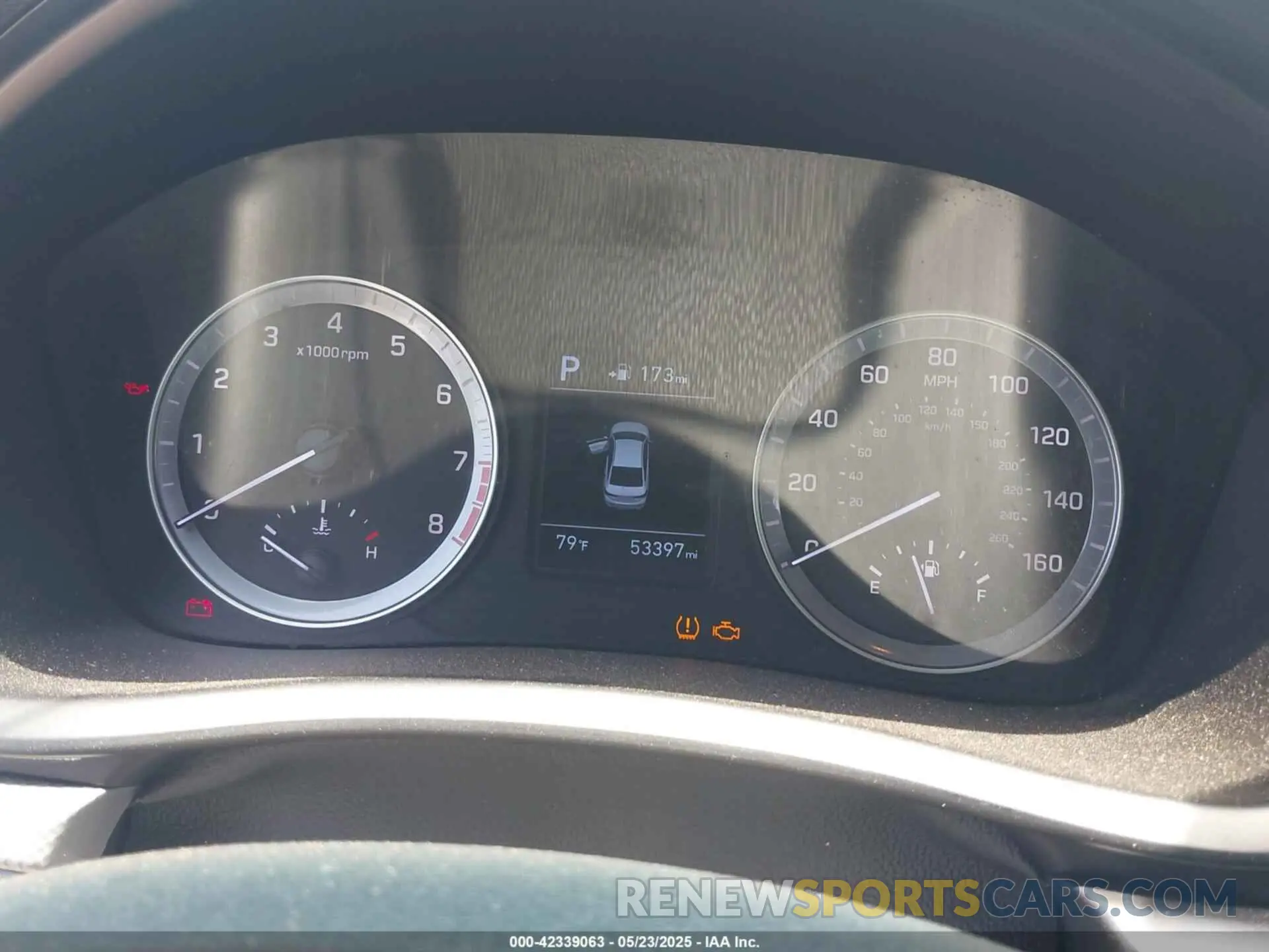 14 Photograph of a damaged car 5NPE24AF5KH792808 HYUNDAI SONATA 2019