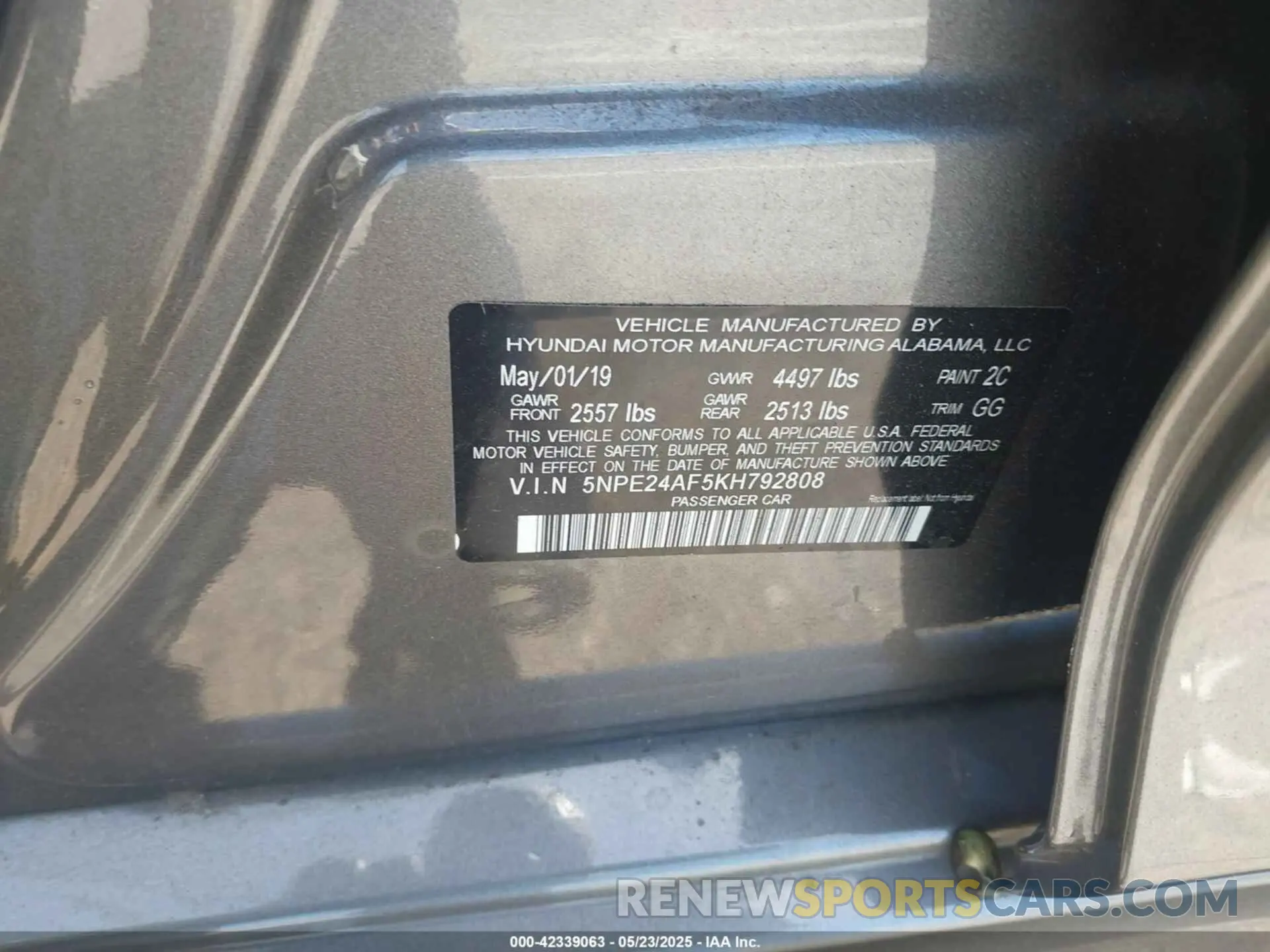 9 Photograph of a damaged car 5NPE24AF5KH792808 HYUNDAI SONATA 2019
