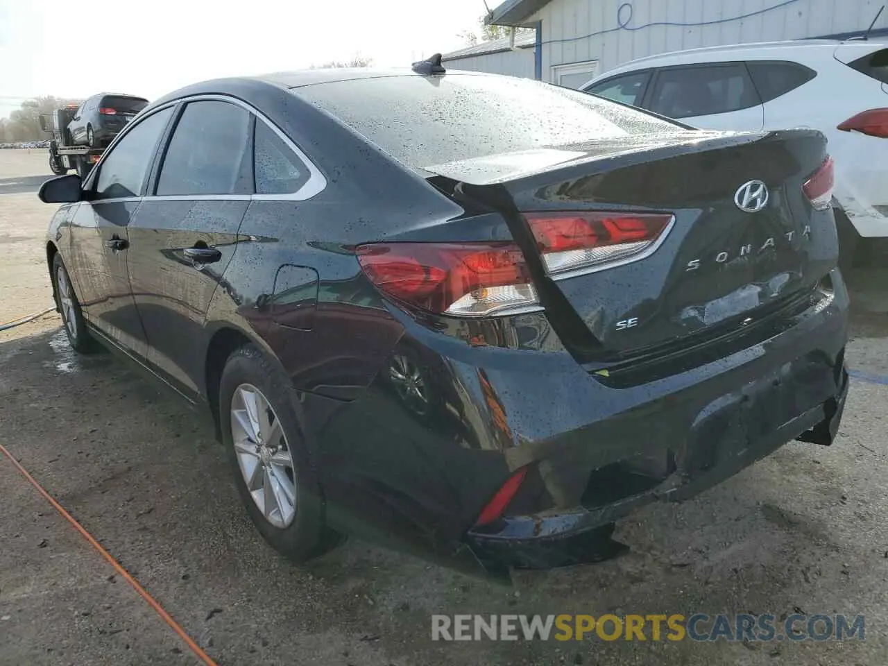 2 Photograph of a damaged car 5NPE24AF6KH745030 HYUNDAI SONATA 2019