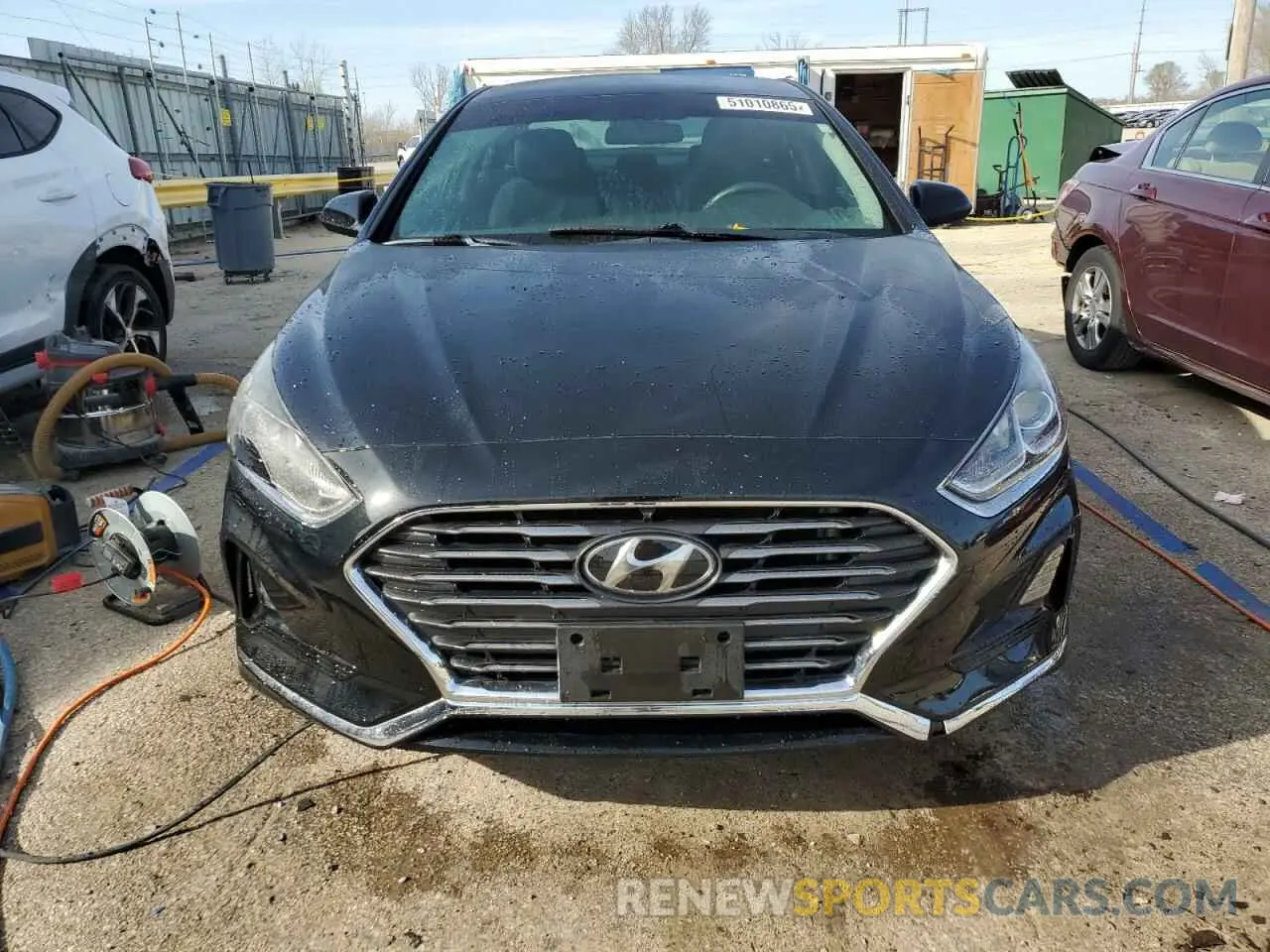 5 Photograph of a damaged car 5NPE24AF6KH745030 HYUNDAI SONATA 2019