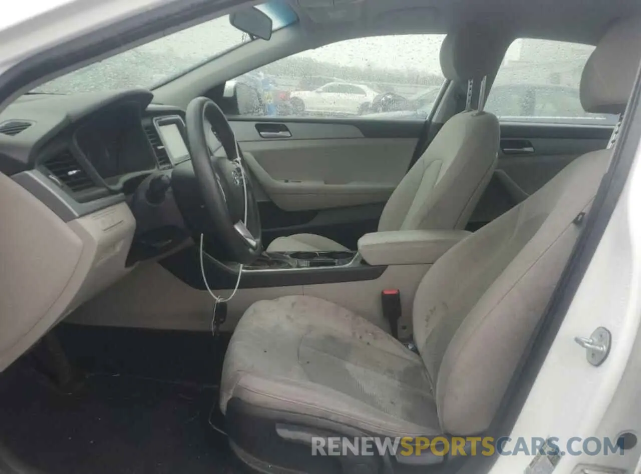 7 Photograph of a damaged car 5NPE24AF6KH776231 HYUNDAI SONATA 2019